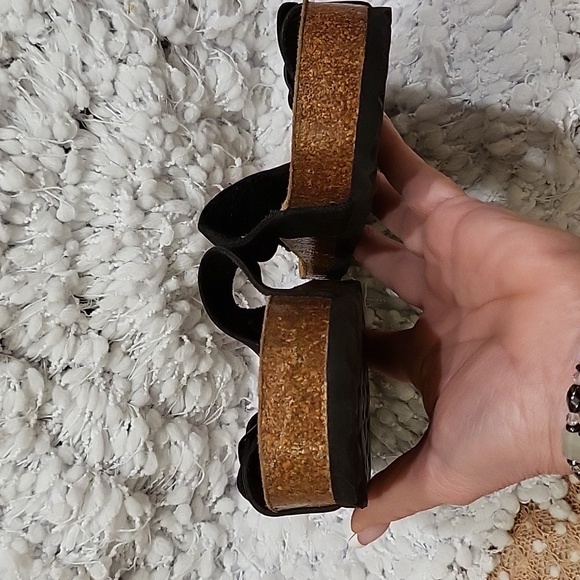 Bio Bio Sandals - Picture 11 of 14